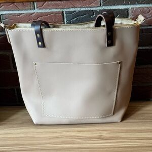 🦄Portland Leather Goods Medium Zip Tote- STONE 🦄